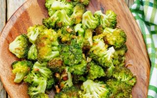 Kızarmış brokoli